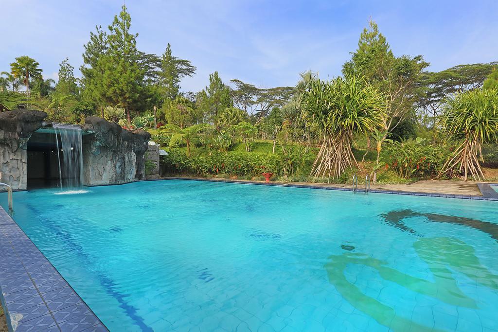 Pesona Alam Resort & Spa Puncak Extérieur photo